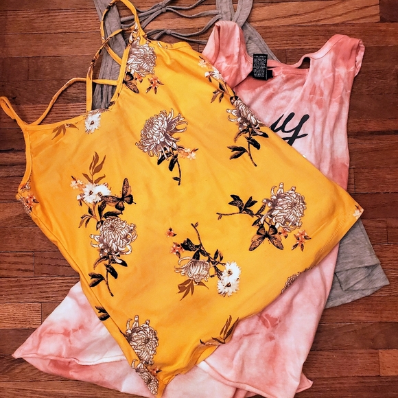 Aeropostale Tops - Lot of 3 tank tops